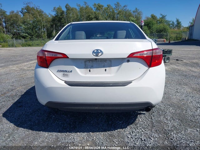 Toyota COROLLA CE 2018 2T1BURHE8JC981655 Image 15