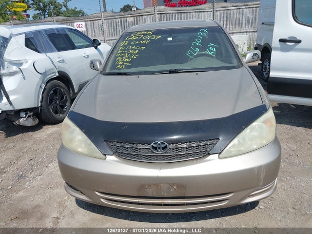 12670137 :رقم المزاد ، JTDBF30K630134509 vin ، 2003 Toyota Camry Le/xle مزاد بيع