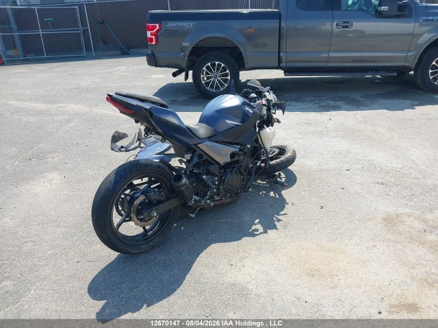 Kawasaki EX400 2022 JKAEXKG17NDAH6397 Image 4