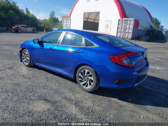 Honda CIVIC EX 2019 2HGFC2F73KH034290 Image 3