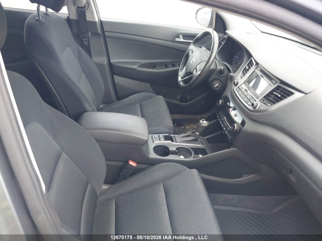 Aukcja sprzedaży 2016 Hyundai Tucson Limited/sport And Eco/se, vin: KM8J3CA22GU073415, numer aukcji: 12670175