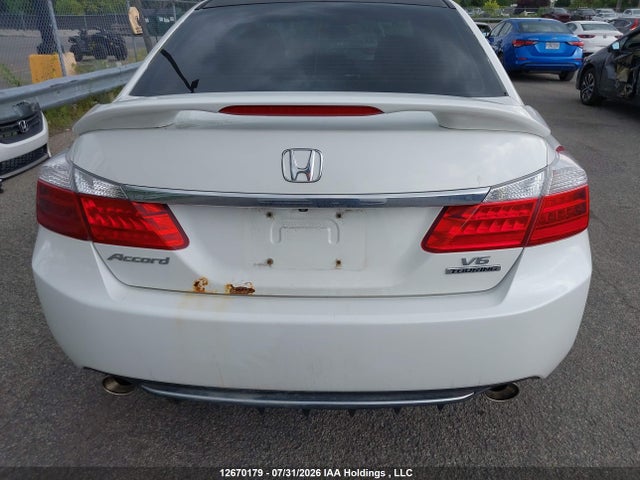 Honda Accord Touring 2015 1HGCR3F94FA800511 Image 22