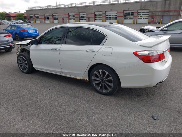 Honda Accord Touring 2015 1HGCR3F94FA800511 Image 3