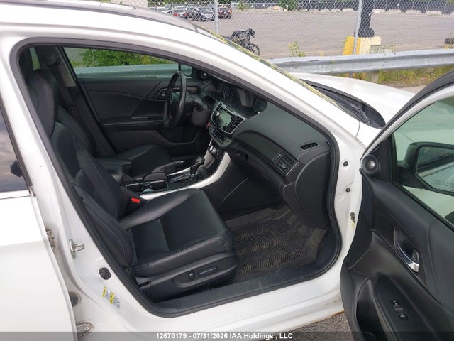 Honda Accord Touring 2015 1HGCR3F94FA800511 Image 5