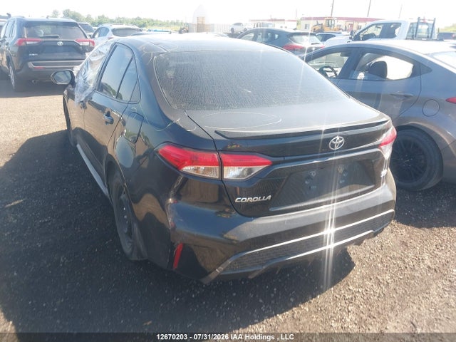 12670203 :رقم المزاد ، 5YFBPMBE1NP271831 vin ، 2022 Toyota Corolla Le مزاد بيع