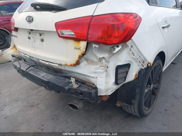2011 Kia Forte5 2.4l Sx/2.4l Sx Luxury მანქანა იყიდება აუქციონზე, vin: KNAFW5A31B5321238, აუქციონის ნომერი: 12670206