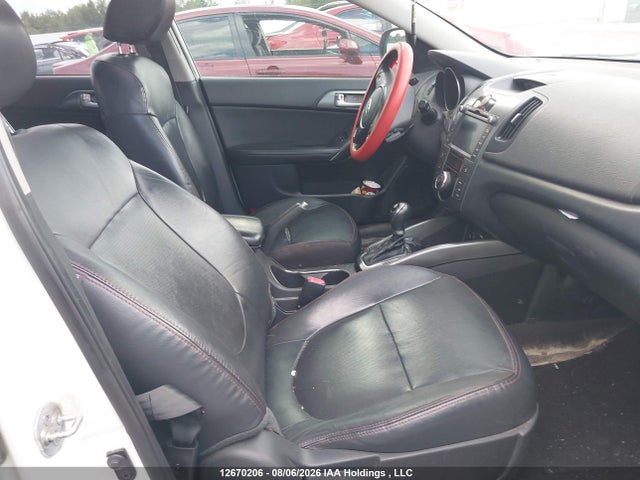 2011 Kia Forte5 2.4l Sx/2.4l Sx Luxury მანქანა იყიდება აუქციონზე, vin: KNAFW5A31B5321238, აუქციონის ნომერი: 12670206