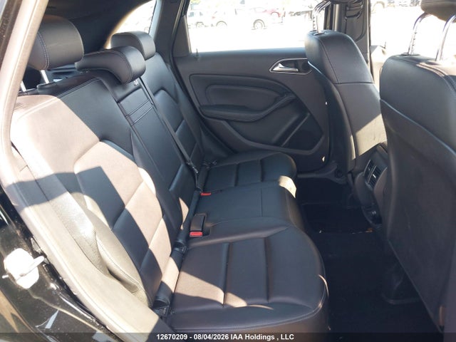 WDDMH4GB5KJ519475 Mercedes-Benz B250 4matic