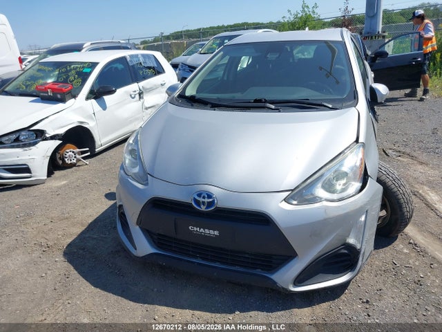 Продажа на аукционе авто 2017 Toyota Prius C, vin: JTDKDTB38H1593585, номер лота: 12670212
