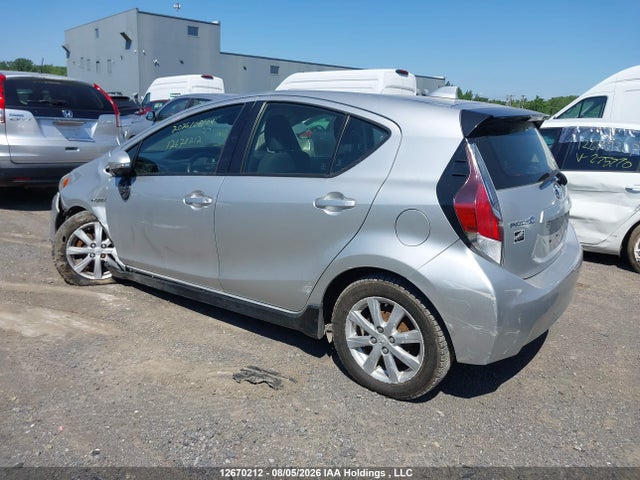 Продажа на аукционе авто 2017 Toyota Prius C, vin: JTDKDTB38H1593585, номер лота: 12670212