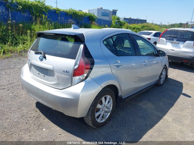 Продажа на аукционе авто 2017 Toyota Prius C, vin: JTDKDTB38H1593585, номер лота: 12670212