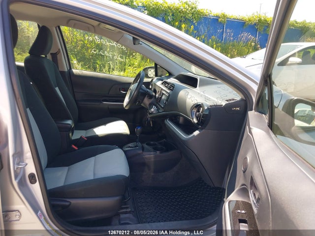 Продажа на аукционе авто 2017 Toyota Prius C, vin: JTDKDTB38H1593585, номер лота: 12670212