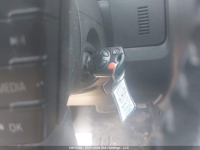 Продажа на аукционе авто 2011 Ford Escape Limited, vin: 1FMCU9EG6BKC66279, номер лота: 12670244