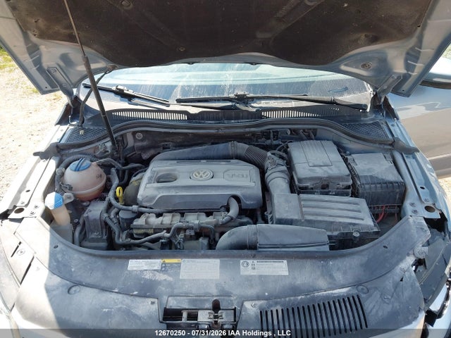 Volkswagen CC 2014 WVWRN7AN7EE502073 Image 10