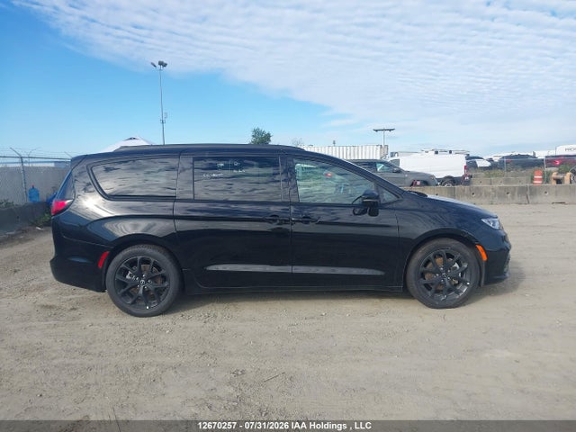 2C4RC1GG0TR232020 Chrysler Pacifica Limited