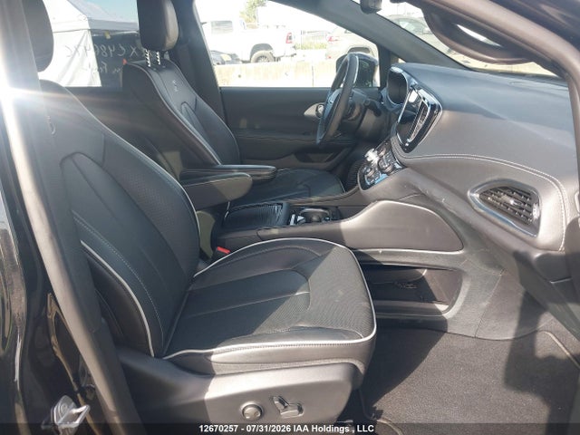 2C4RC1GG0TR232020 Chrysler Pacifica Limited