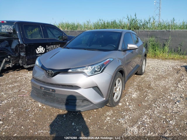 2018 Toyota C-hr Xle მანქანა იყიდება აუქციონზე, vin: NMTKHMBXXJR040859, აუქციონის ნომერი: 12670268