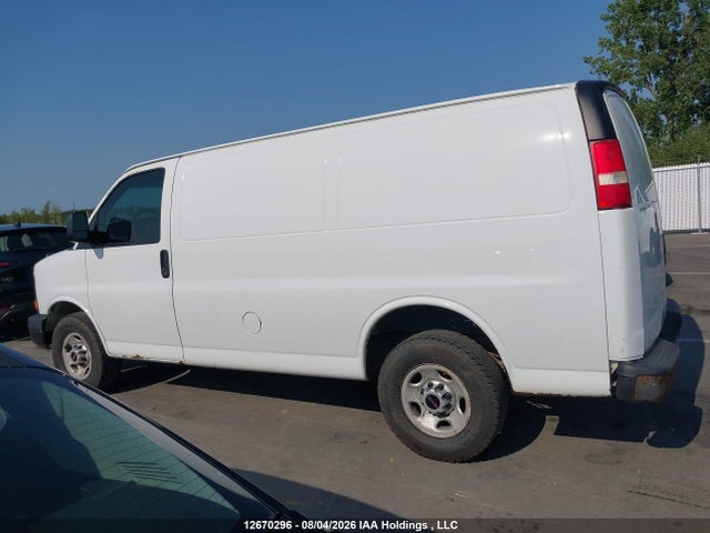 12670296 :رقم المزاد ، 1GTW7FCF4F1198061 vin ، 2015 Gmc Gmc مزاد بيع