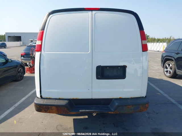 12670296 :رقم المزاد ، 1GTW7FCF4F1198061 vin ، 2015 Gmc Gmc مزاد بيع