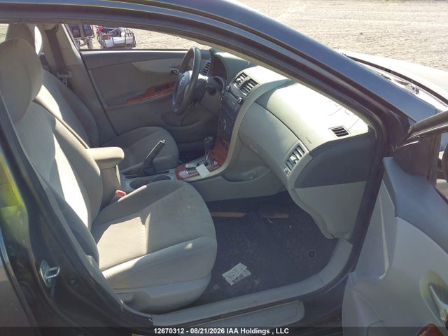 12670312 :رقم المزاد ، 2T1BU4EE2AC216643 vin ، 2010 Toyota Corolla S/le/xle مزاد بيع