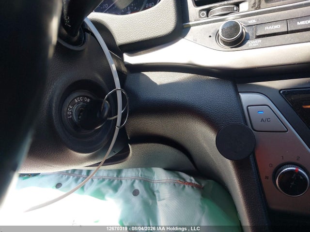 KMHD84LF9JU644197 Hyundai ELANTRA GL