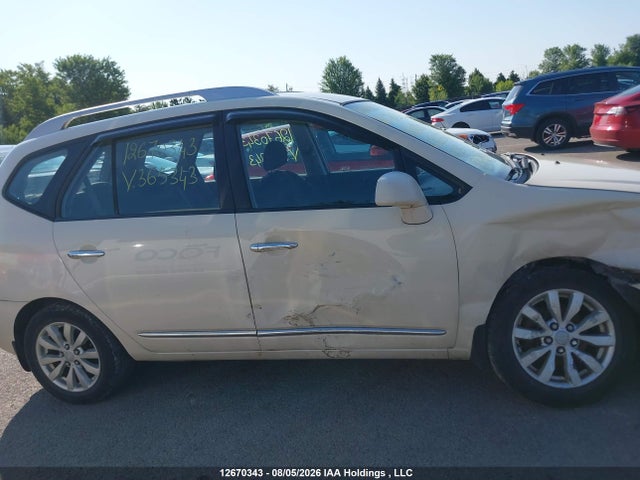 2011 Kia Rondo მანქანა იყიდება აუქციონზე, vin: KNAHH8C69B7365343, აუქციონის ნომერი: 12670343