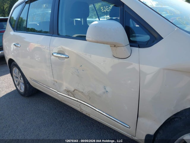 2011 Kia Rondo მანქანა იყიდება აუქციონზე, vin: KNAHH8C69B7365343, აუქციონის ნომერი: 12670343