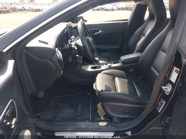 WDDSJ4GB6GN355584 Mercedes-Benz CLA 250 4MATIC