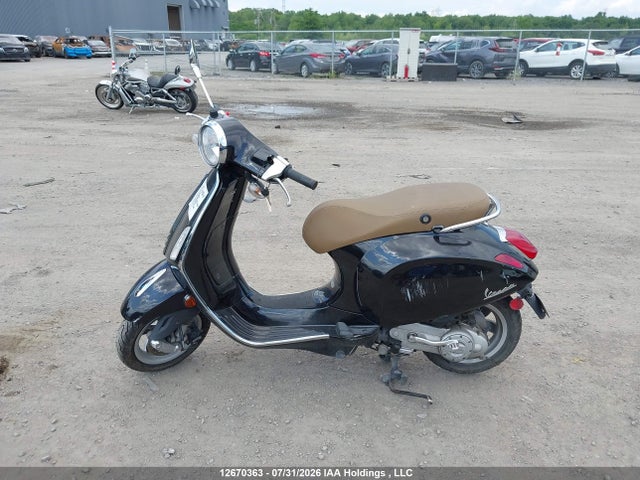 Aukcja sprzedaży 2017 Vespa Primavera 50 4v Ie, vin: ZAPC536B1H5102638, numer aukcji: 12670363
