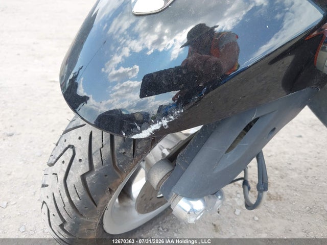 Aukcja sprzedaży 2017 Vespa Primavera 50 4v Ie, vin: ZAPC536B1H5102638, numer aukcji: 12670363