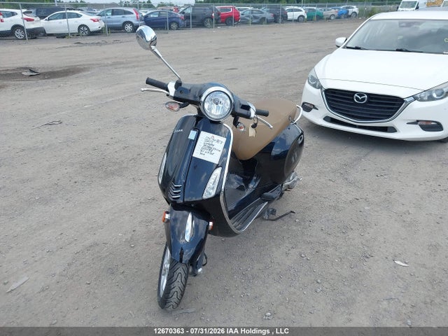 Aukcja sprzedaży 2017 Vespa Primavera 50 4v Ie, vin: ZAPC536B1H5102638, numer aukcji: 12670363
