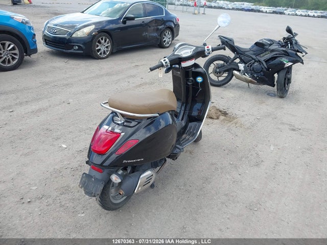Aukcja sprzedaży 2017 Vespa Primavera 50 4v Ie, vin: ZAPC536B1H5102638, numer aukcji: 12670363
