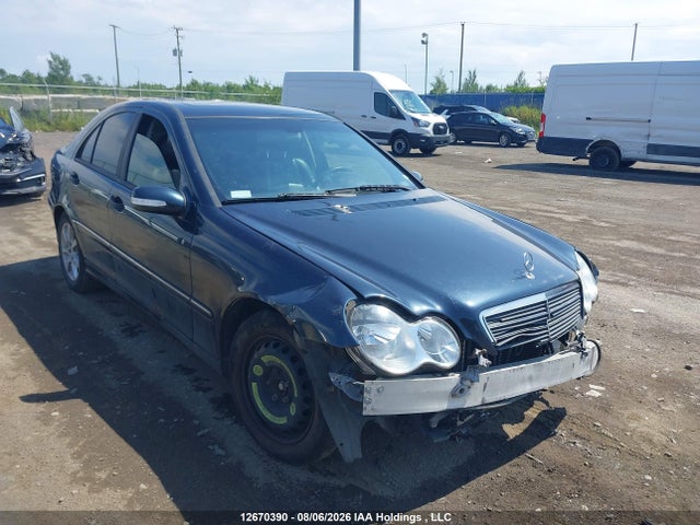 2005 Mercedes-benz C 240 4matic მანქანა იყიდება აუქციონზე, vin: WDBRF81J75F642486, აუქციონის ნომერი: 12670390