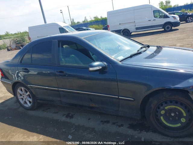 Продажа на аукционе авто 2005 Mercedes-benz C 240 4matic, vin: WDBRF81J75F642486, номер лота: 12670390