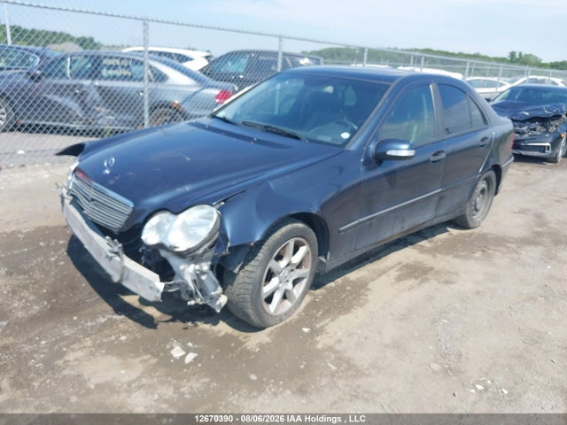 Продажа на аукционе авто 2005 Mercedes-benz C 240 4matic, vin: WDBRF81J75F642486, номер лота: 12670390
