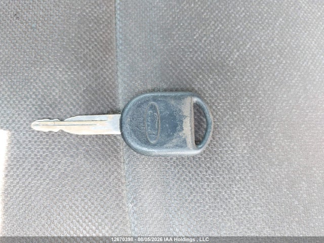 12670398 :رقم المزاد ، 1FTNE2EL6BDB10701 vin ، 2011 Ford E-250 Commercial مزاد بيع