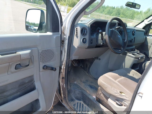 12670398 :رقم المزاد ، 1FTNE2EL6BDB10701 vin ، 2011 Ford E-250 Commercial مزاد بيع