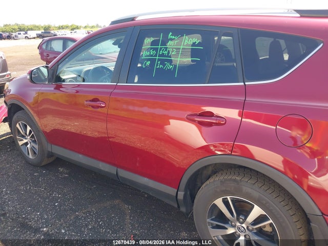 Toyota RAV4 LE 2018 2T3ZFREV2JW504173 Image 15