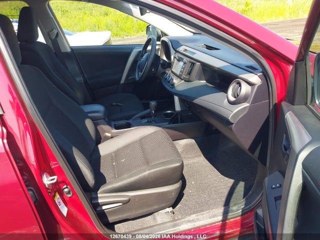 Toyota RAV4 LE 2018 2T3ZFREV2JW504173 Image 5