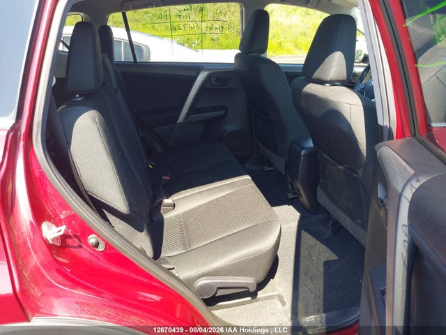 Toyota RAV4 LE 2018 2T3ZFREV2JW504173 Image 8