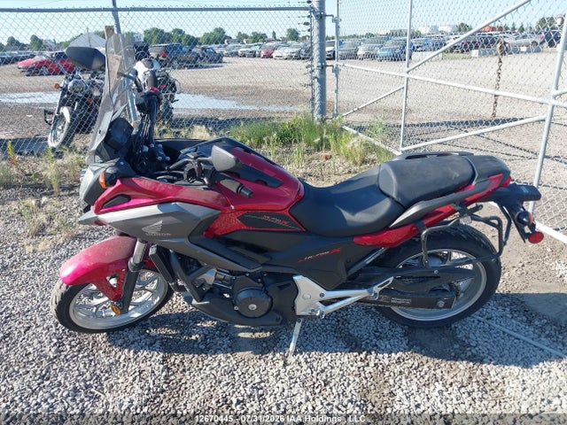 12670445 :رقم المزاد ، JH2RC9063HK100009 vin ، 2017 Honda Nc750 Xd مزاد بيع