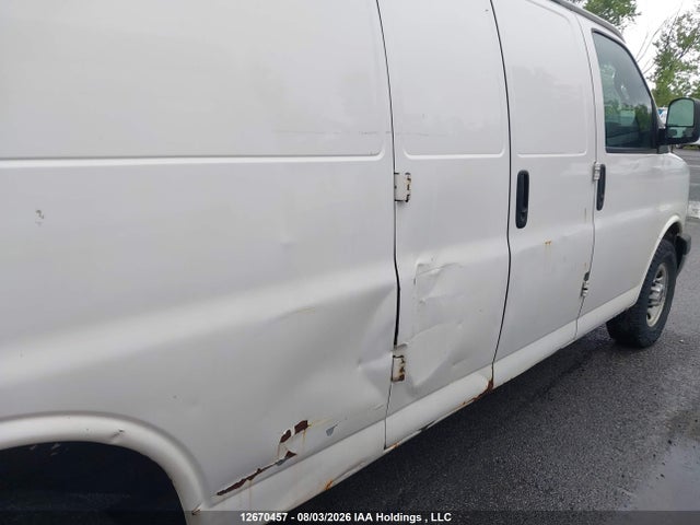 12670457 :رقم المزاد ، 1GTW7BFF2H1102161 vin ، 2017 Gmc Savana مزاد بيع