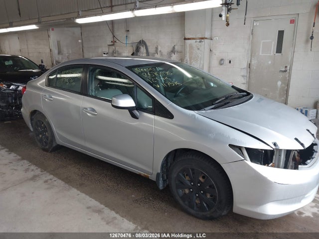 Продажа на аукционе авто 2012 Honda Civic Lx, vin: 2HGFB2F46CH117576, номер лота: 12670476