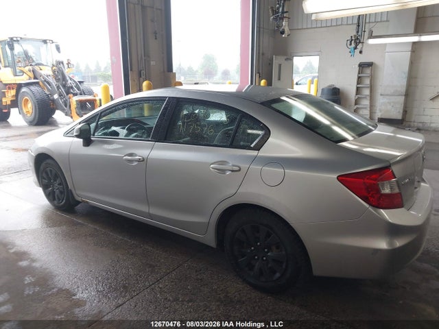 Продажа на аукционе авто 2012 Honda Civic Lx, vin: 2HGFB2F46CH117576, номер лота: 12670476