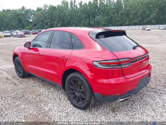 Porsche Macan 2020 WP1AA2A54LLB14544 Image 3