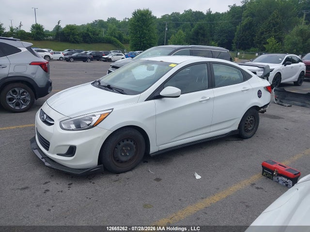 Hyundai ACCENT GL 2016 KMHCT4AEXGU008787 Image 2