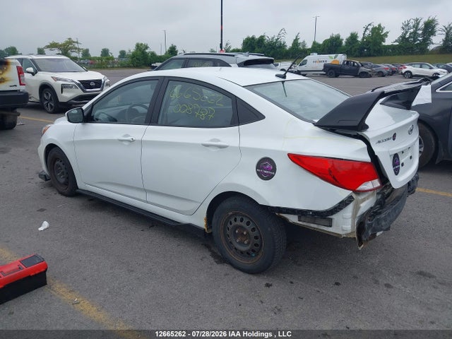 Hyundai ACCENT GL 2016 KMHCT4AEXGU008787 Image 3