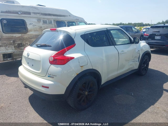 Продаж на аукціоні авто 2011 Nissan Juke S, vin: JN8AF5MV3BT026801, номер лоту: 12665332
