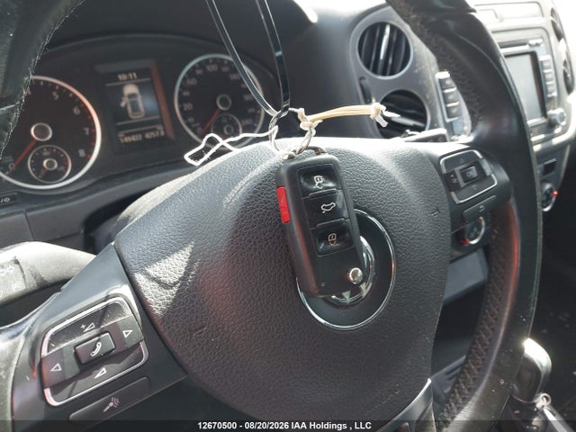 Volkswagen Tiguan 2015 WVGHV7AX7FW512493 Image 11