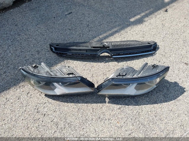 Volkswagen Tiguan 2015 WVGHV7AX7FW512493 Image 12